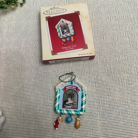 Hallmark Keepsake Ornaments 3 Piece Lot all New Assorted Designs - Picture 3 of 5